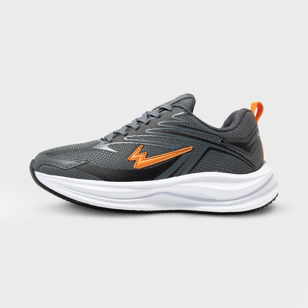 runix abu tua oranye 4 left grey 230726 8 Tips Membersihkan Sepatu Tanpa Dicuci EAGLE